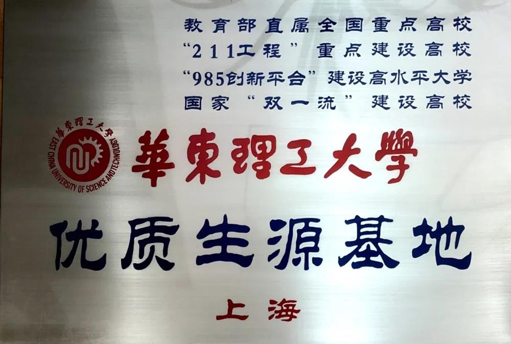 8939ba4a4fa2418db79e70c7a861cc51.jpg