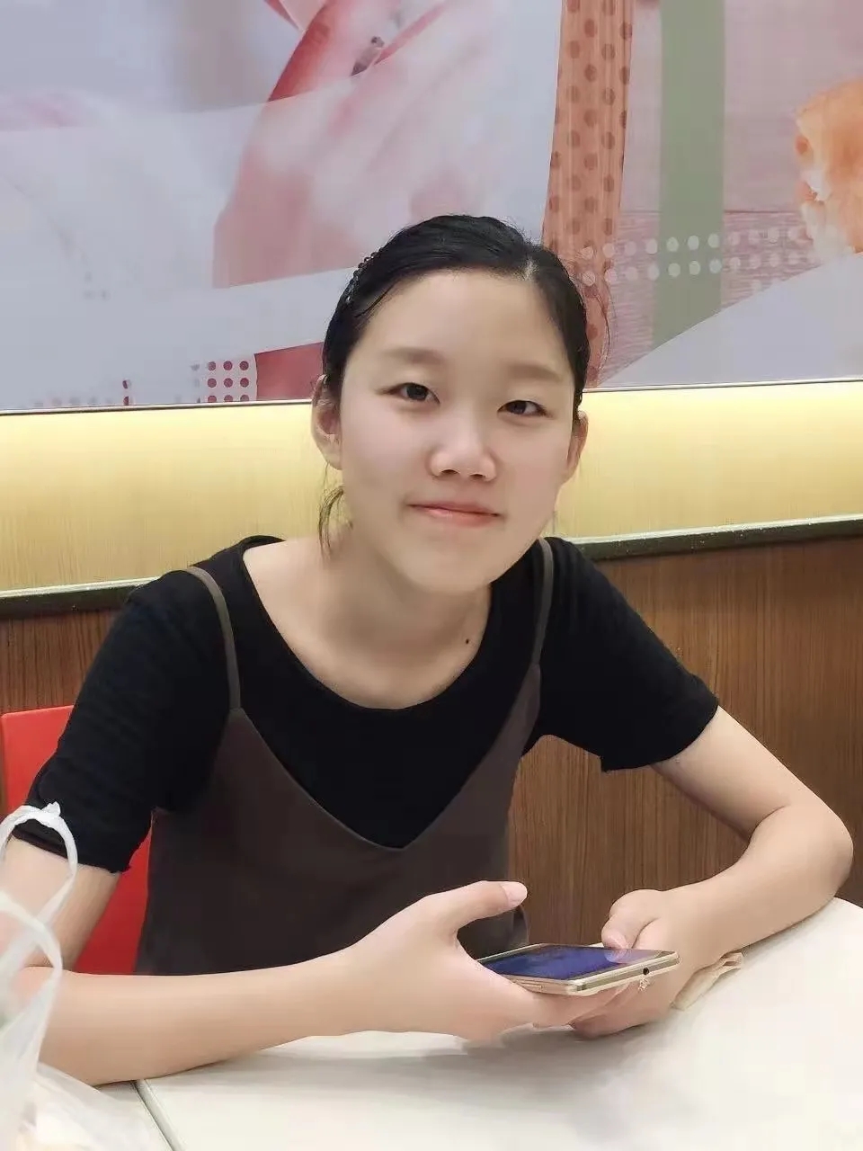 3b87571d2fd54c0ba795570b83bf4d98.jpg