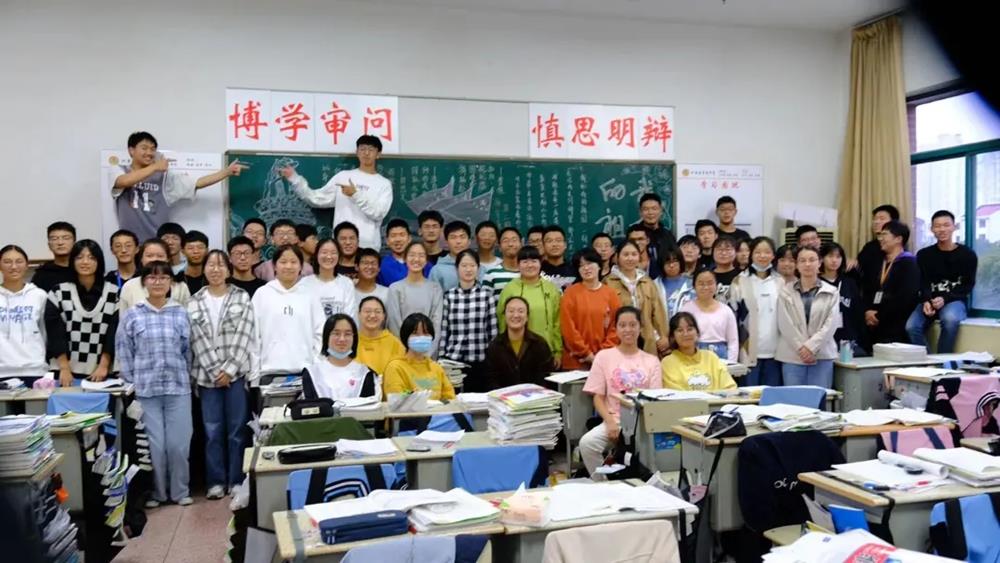 0ec417b91e7244b7912b5deb990eccb3.jpg